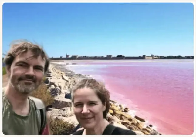 Unterwegs in der Saline du Midi in der Camargue .