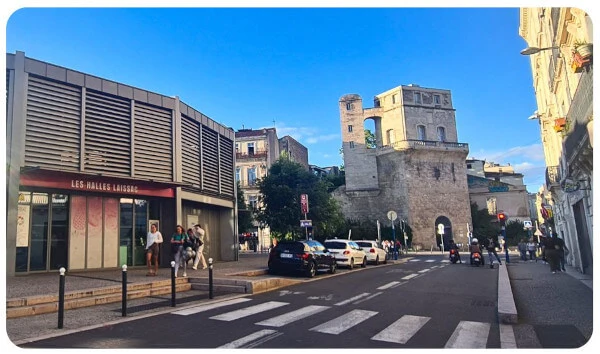 Halles Laissac bei Observatoire Montpellier