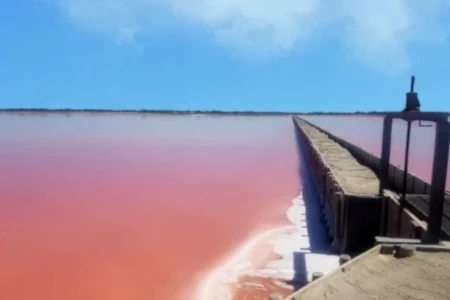 Aigues Mortes Saline - Schleuse